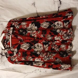 East 5th blouse 2X. 💜💜💜💜